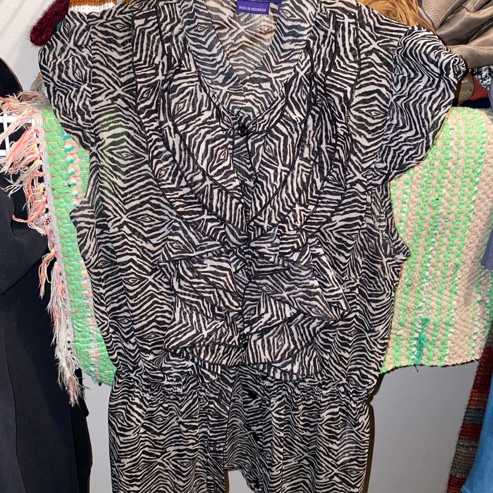 Zebra blouse M